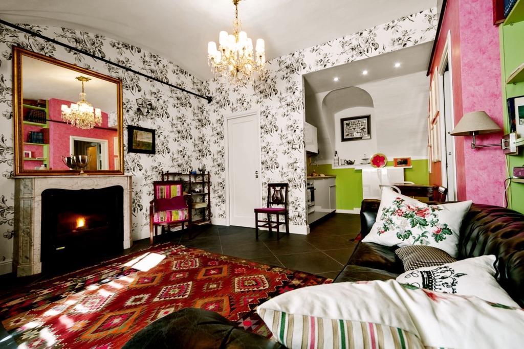 La Finestra Sul Cortile Apartamento Aosta Exterior foto