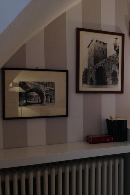 La Finestra Sul Cortile Apartamento Aosta Exterior foto