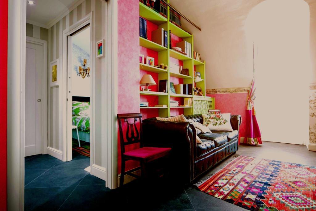 La Finestra Sul Cortile Apartamento Aosta Exterior foto
